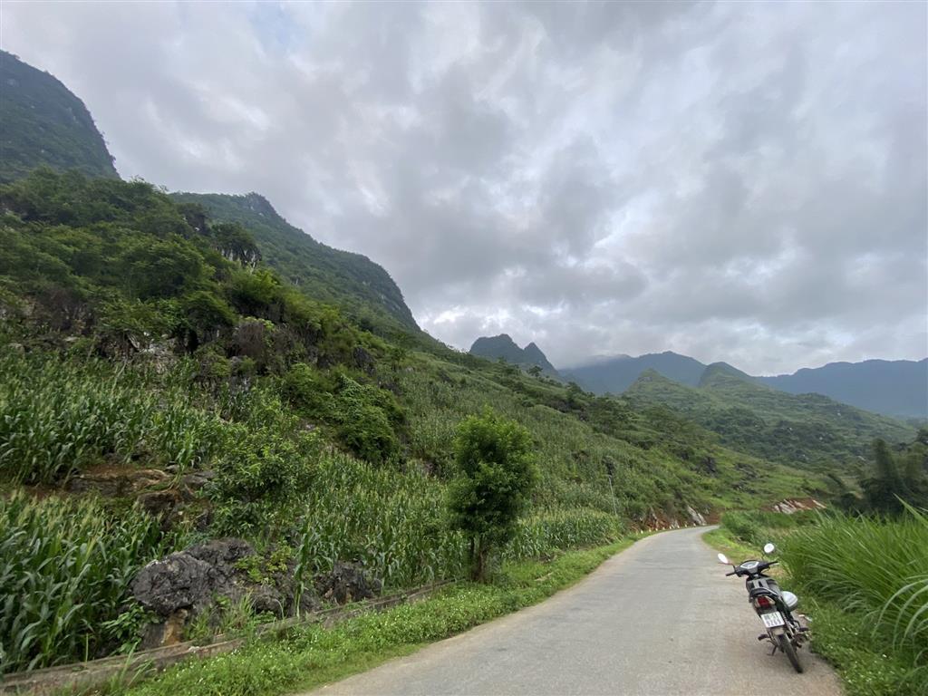 ĐẤT ĐẸP LÀM NHÀ HÀNG, KHÁCH SẠN KHÁCH DU LỊCH QUANH NĂM TẠI HÀ CÁN TỶ TUYÊN QUANG
