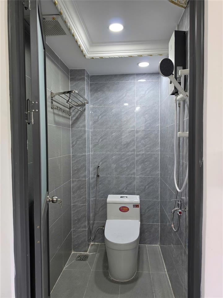 CẦN Bán tòa CHDV 4 tầng + sân thượng bao gồm 8PN 8WC full nội thất cao cấp - sẵn HĐ thuê