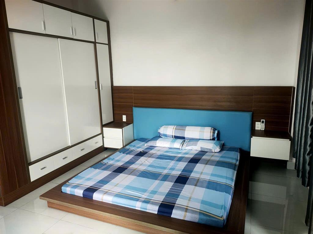 CHÍNH CHỦ CẦN Bán hoặc cho thuê Căn Nhà Góc 2 Mặt Tiền 1 Trệt 2 Lầu gần trục Hỳnh Tấn