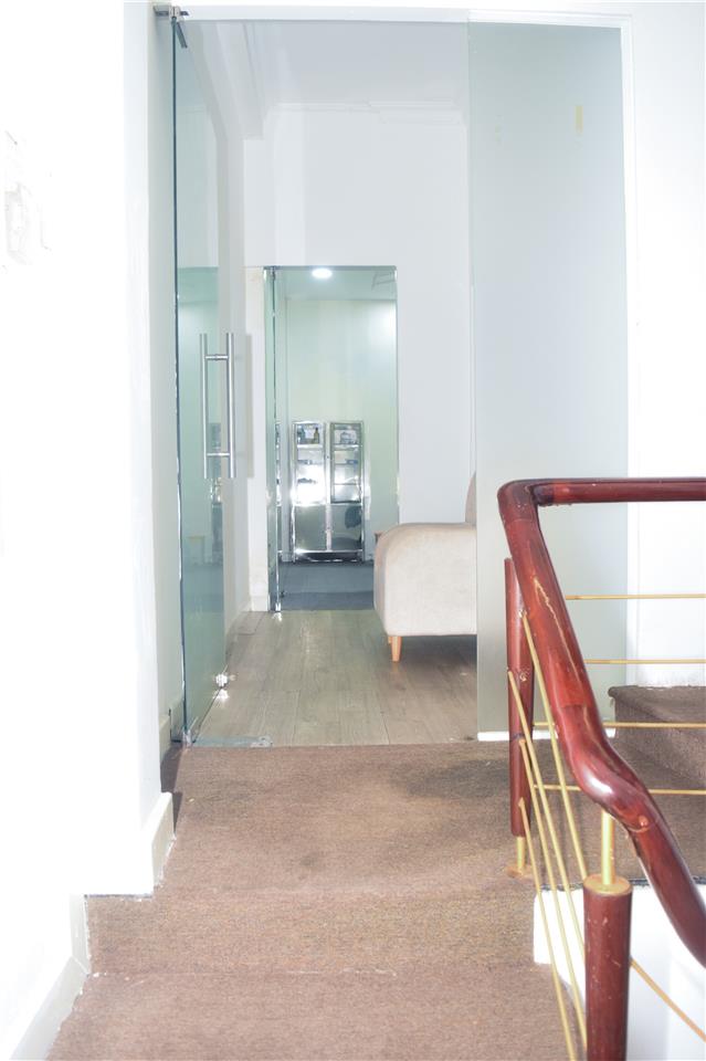 NHÀ ĐẸP – GIÁ TỐT – CHÍNH CHỦ CẦN BÁN CĂN NHÀ TẠI Đường Tân Sơn Nhì, Phường Tân Sơn Nhì,