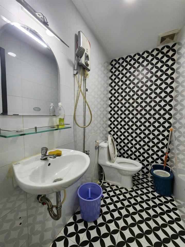 HOT HOT – BÁN NHÀ MỚI ĐẸP HẺM 5M – 184 Âu Dương Lân, Phường 3, Q. 8, TP. HCM