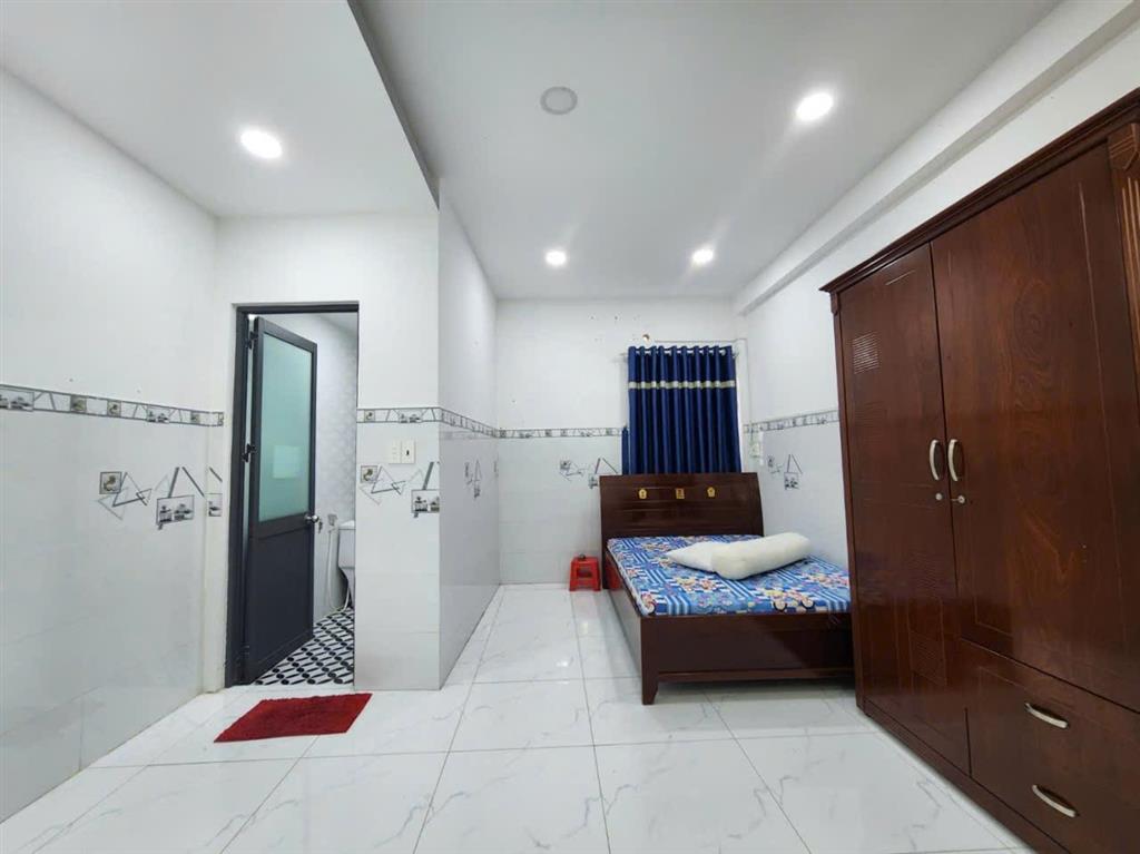 HOT HOT – BÁN NHÀ MỚI ĐẸP HẺM 5M – 184 Âu Dương Lân, Phường 3, Q. 8, TP. HCM