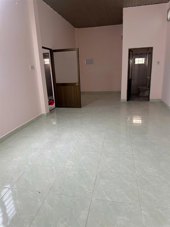 NHÀ VỊ TRÍ ĐẸP- GIÁ TỐT CHÍNH CHỦ CẦN BÁN NHANH CĂN NHÀ tại Xã Bà Điểm, Hóc Môn