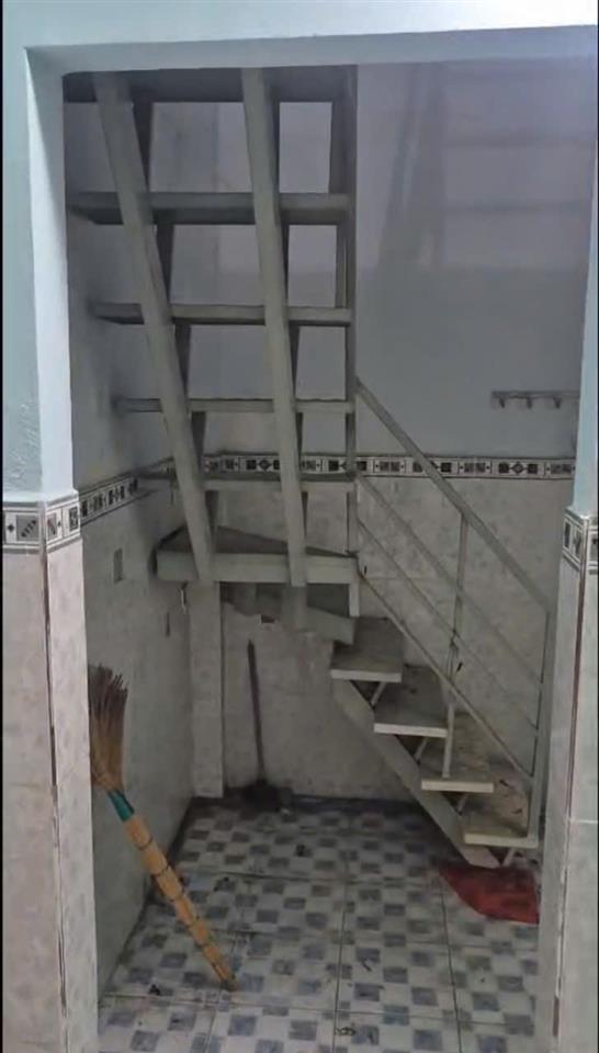 NHÀ CHÍNH CHỦ- GIÁ TỐT CẦN BÁN NHANH CĂN NHÀ TẠI huyện Hóc Môn, TPHCM