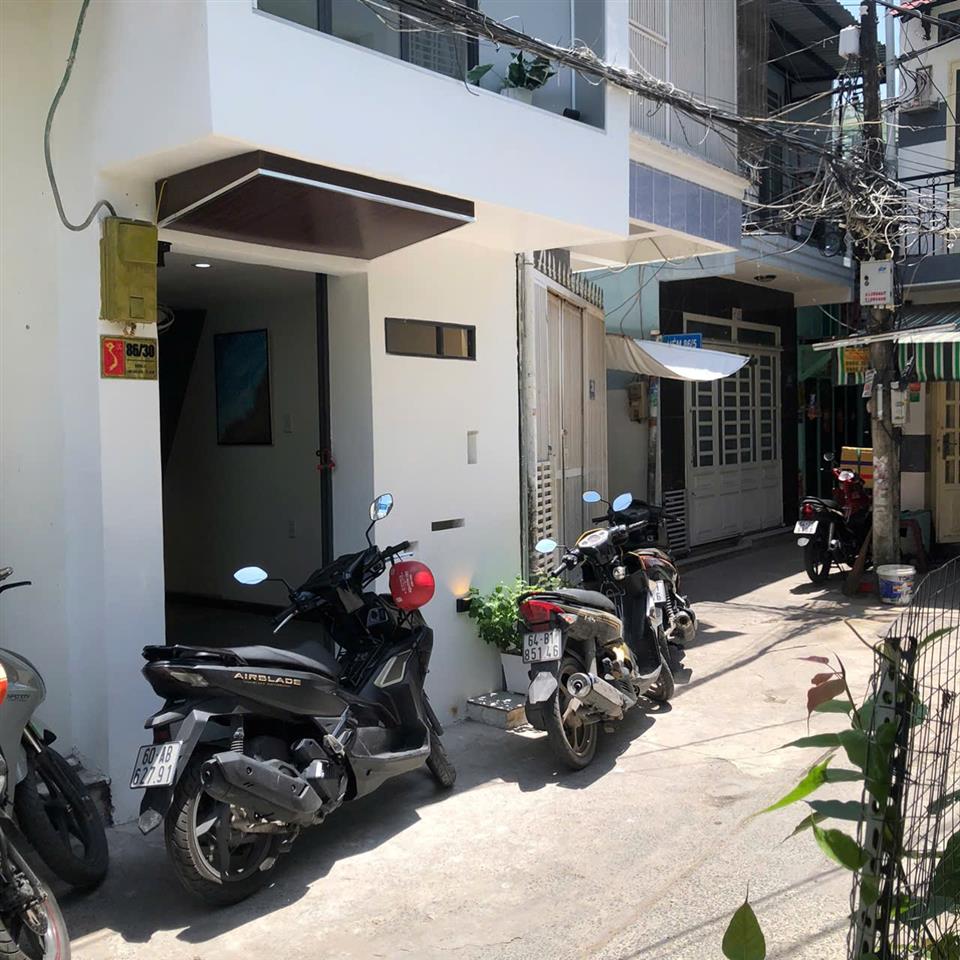 NHÀ CHÍNH CHỦ- GIÁ ƯU ĐÃI BÁN NHANH NHÀ đường 37, Hẻm 86 Lâm Văn Bền quận 7, TPHCM