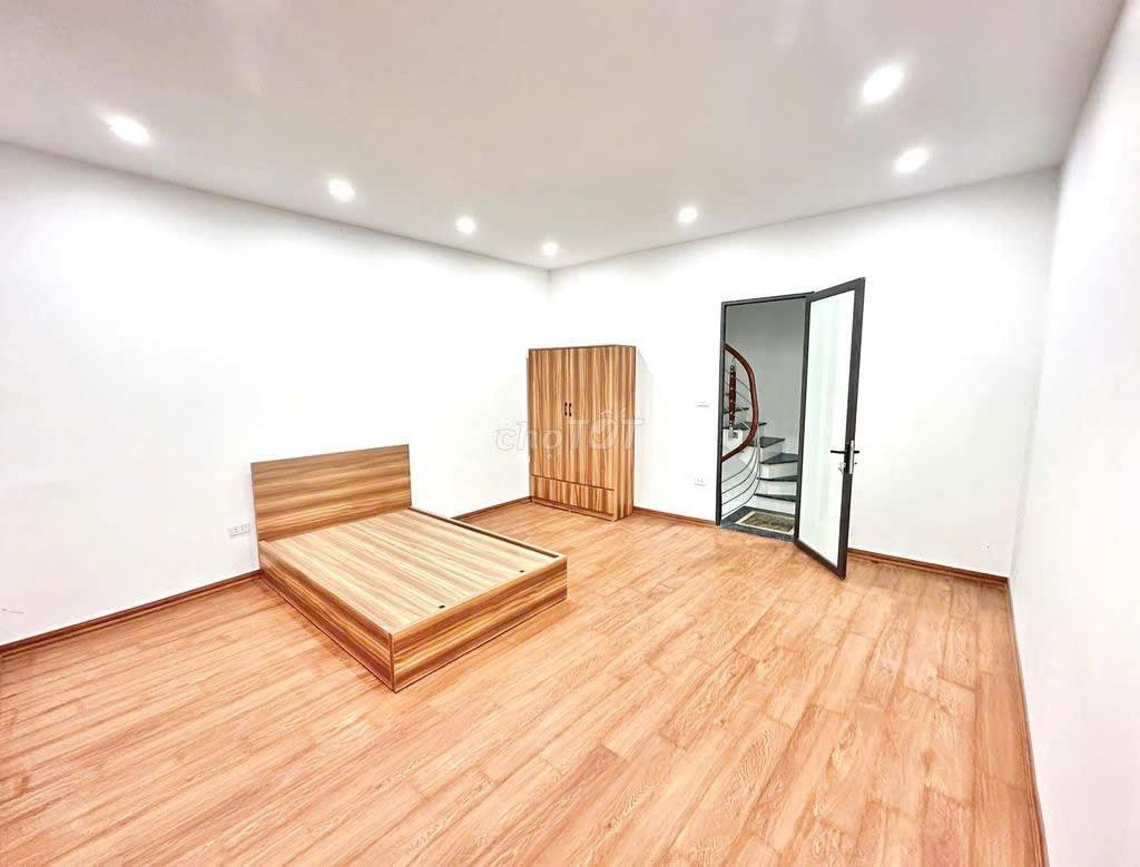 NHÀ ĐẸP – GIÁ TỐT – CẦN BÁN NHÀ 35M², Phố Tôn Đức Thắng, P. Văn Miếu, Q. Đống Đa, Hà Nội