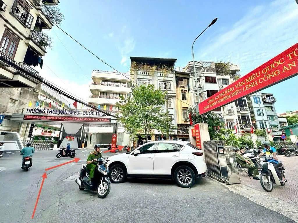 NHÀ ĐẸP – GIÁ TỐT – CẦN BÁN NHÀ 35M², Phố Tôn Đức Thắng, P. Văn Miếu, Q. Đống Đa, Hà Nội