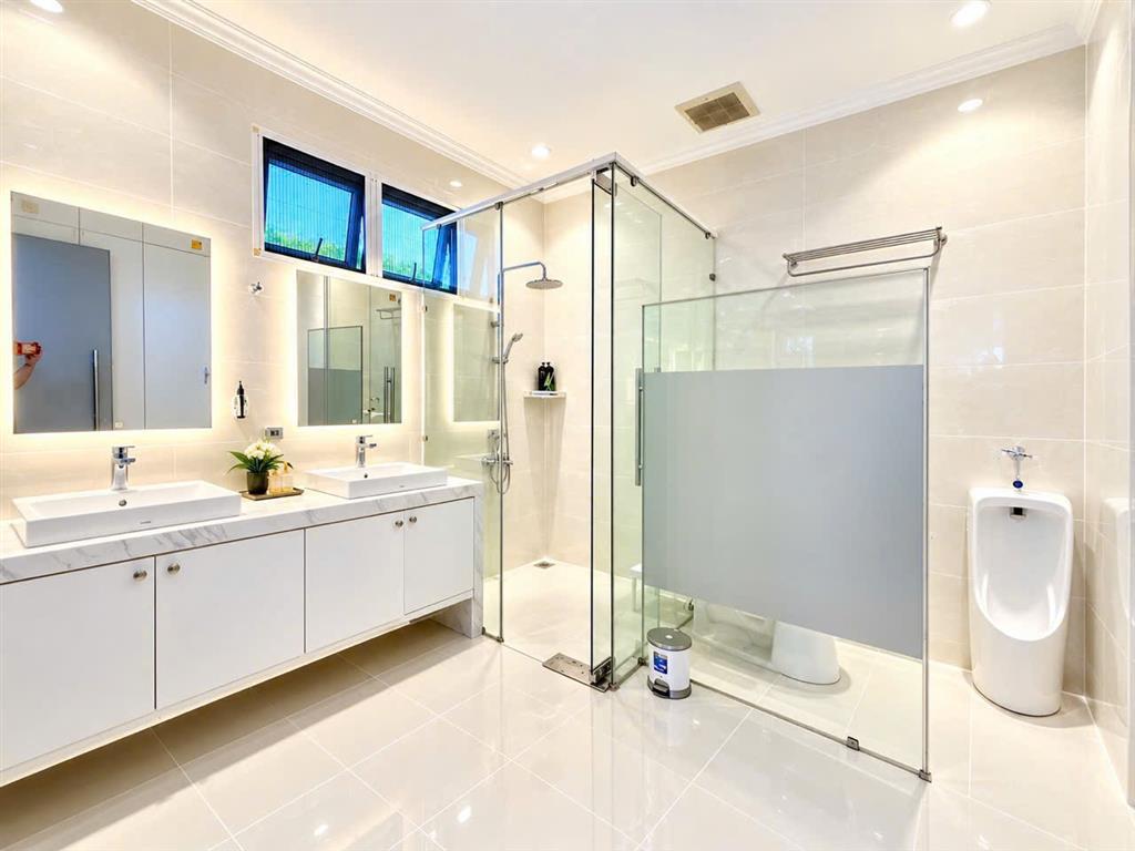 Biệt thự KDC cao cấp Villa Park, Phú Hữu, Q.9 - 191m² giá 27.5 tỷ. Nhà mới đẹp, vào ở