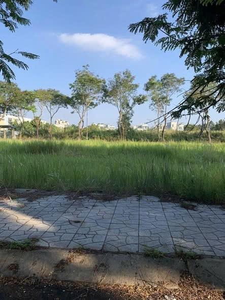 ĐẤT ĐẸP–GIÁ TỐT–BÁN GẤP LÔ ĐẤT BIỆT THỰ SONG LẬP, Đường Tam Đa, P.Trường Thạnh, Q.9–TP.HCM