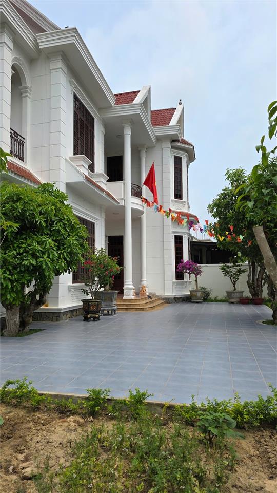CẦN BÁN BIỆT THỰ ĐẸP – GIÁ ĐẦU TƯ TỐT – Thị trấn Hoàn Lão, H. Bố Trạch, T. Quảng Bình