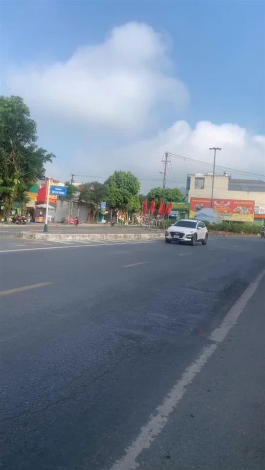 ĐẤT ĐẸP – VỊ TRÍ ĐẮC ĐỊA – CHÍNH CHỦ CẦN BÁN ĐẤT MẶT TIỀN TẠI TDP. Đại Đồng, TT. Phong