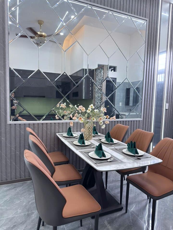 NHÀ ĐẸP GIÁ TỐT- BÁN GẤP NHÀ Tại phường Tân Đông Hiệp, Dĩ An, tỉnh Bình Dương