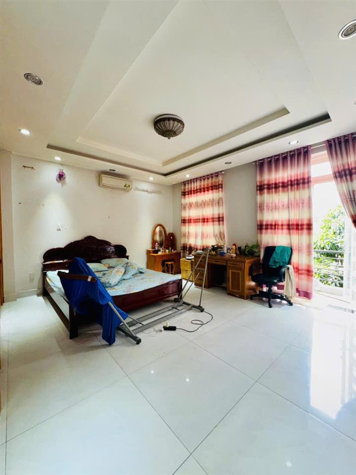 NHÀ ĐẸP – GIÁ TỐT – CẦN BÁN GẤP NHÀ TẠI Phường Hòa Thạnh, Quận Tân Phú, TP.HCM