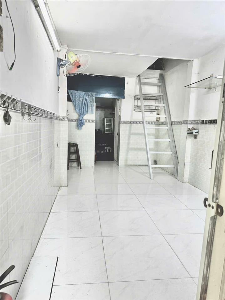 Cho thuê nhà riêng địa chỉ số 17B, ngõ 8, phố Nam Dư, phường Vĩnh Hưng, TP Hà Nội