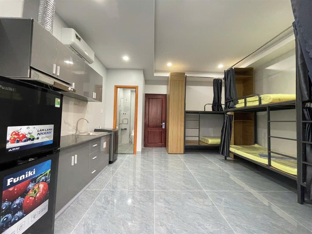 NHÀ VỊ TRÍ ĐẸP – CHÍNH CHỦ CẦN BÁN Căn Nhà 5 Tầng Đường Lê Văn Lương, Xã Nhơn Đức, Huyện
