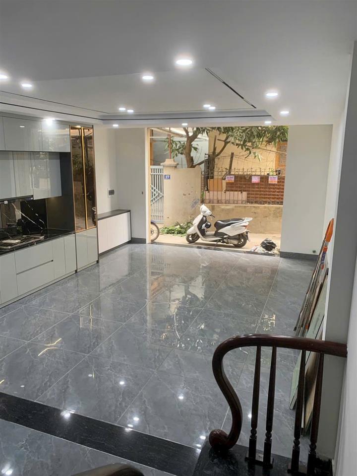 NHÀ ĐẸP - GIÁ TỐT - Bán Lô Góc 3 Mặt Thoáng Tại Đàm Quang Trung, Phường Long Biên, Long
