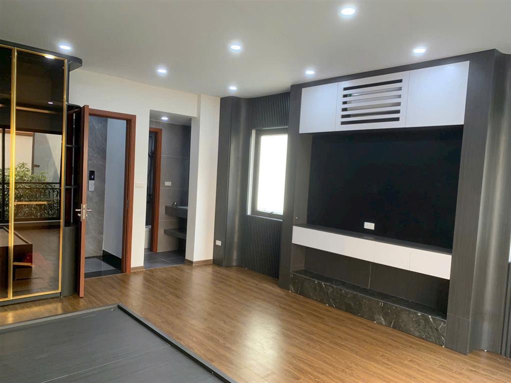 NHÀ ĐẸP - GIÁ TỐT - Bán Lô Góc 3 Mặt Thoáng Tại Đàm Quang Trung, Phường Long Biên, Long