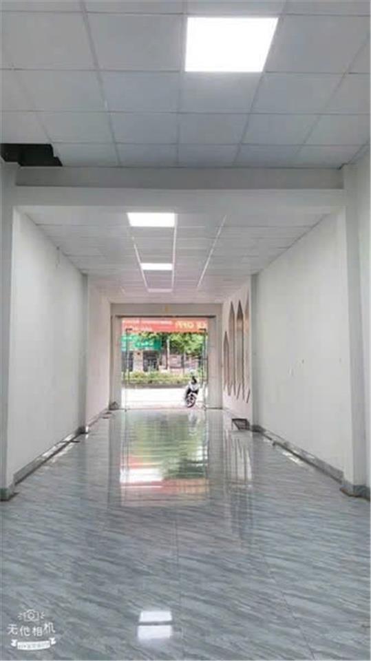 NHÀ MẶT TIỀN – GIÁ TỐT – CHÍNH CHỦ CẦN BÁN CĂN NHÀ MẶT ĐƯỜNG Lê Thanh Nghị, TP. Cẩm Phả,