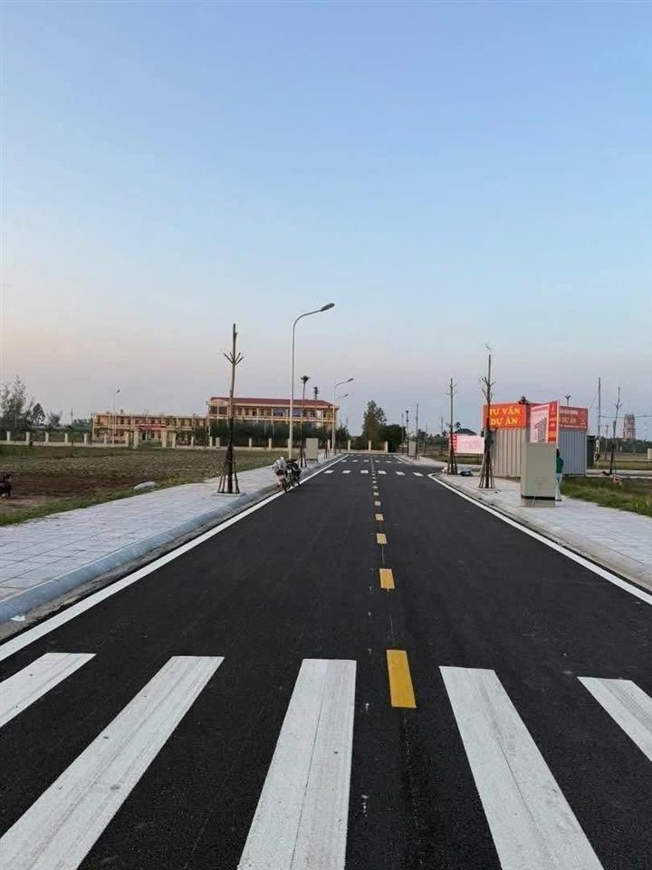 CHÍNH CHỦ Cần Bán LÔ ĐẤT TĐC ĐÔNG TRUNG, TIỀN HẢI, THÁI BÌNH  - Vị Trí KINH DOANH ĐẸP