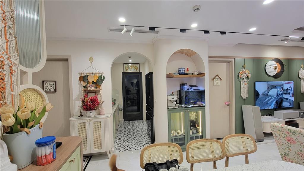 Chính chủ, chuyển chỗ ở cần bán căn góc hoa hậu T2411 tòa Tropical Feliz Homes 297 Hoàng