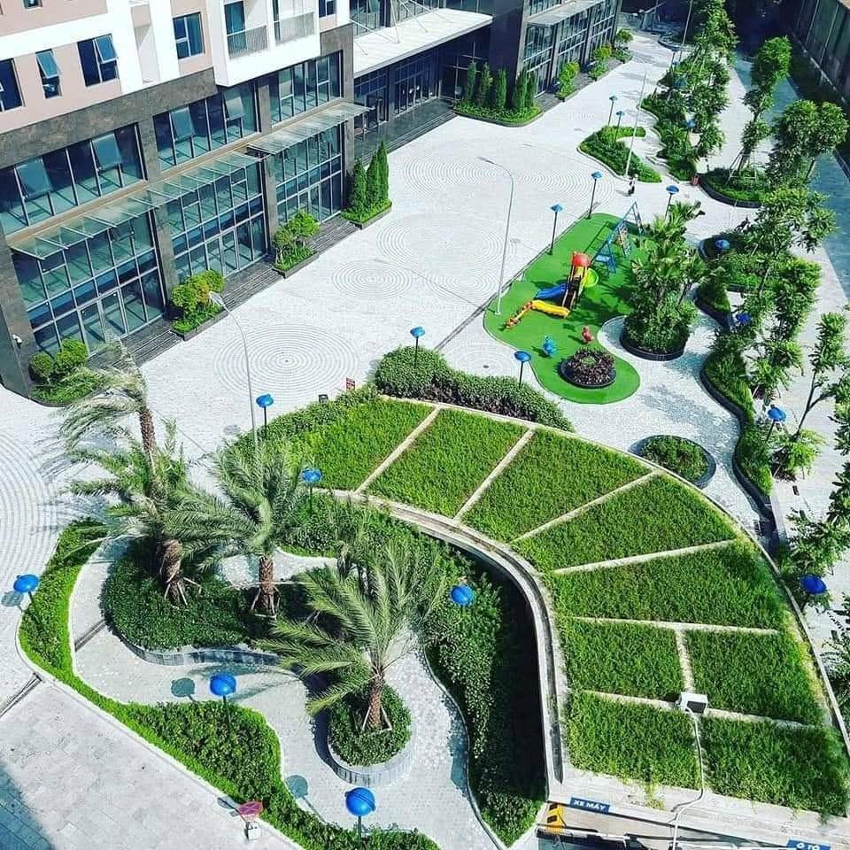 Cần bán căn hộ chính chủ-sổ hồng cầm tay tại toà chung cư SKY CENTRAL