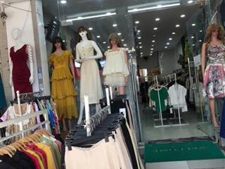 NHÀ ĐẸP - GIÁ TỐT  Chính Chủ  BÁN NHÀ 2 TẦNG KINH DOANH SẦM UẤT - NGAY CHỢ BẮC MỸ AN