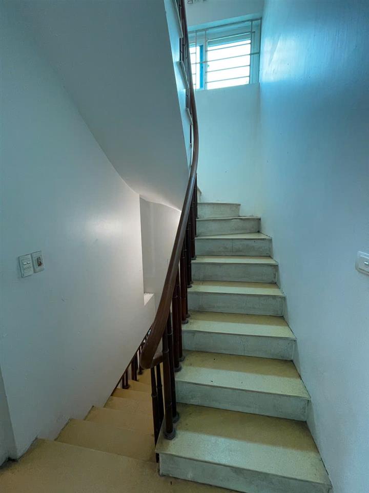 NHÀ VỊ TRÍ ĐẸP- GIÁ TỐT CHÍNH CHỦ BÁN NHANH căn nhà phố Yên Lộ, phường Yên Nghĩa, tp Hà