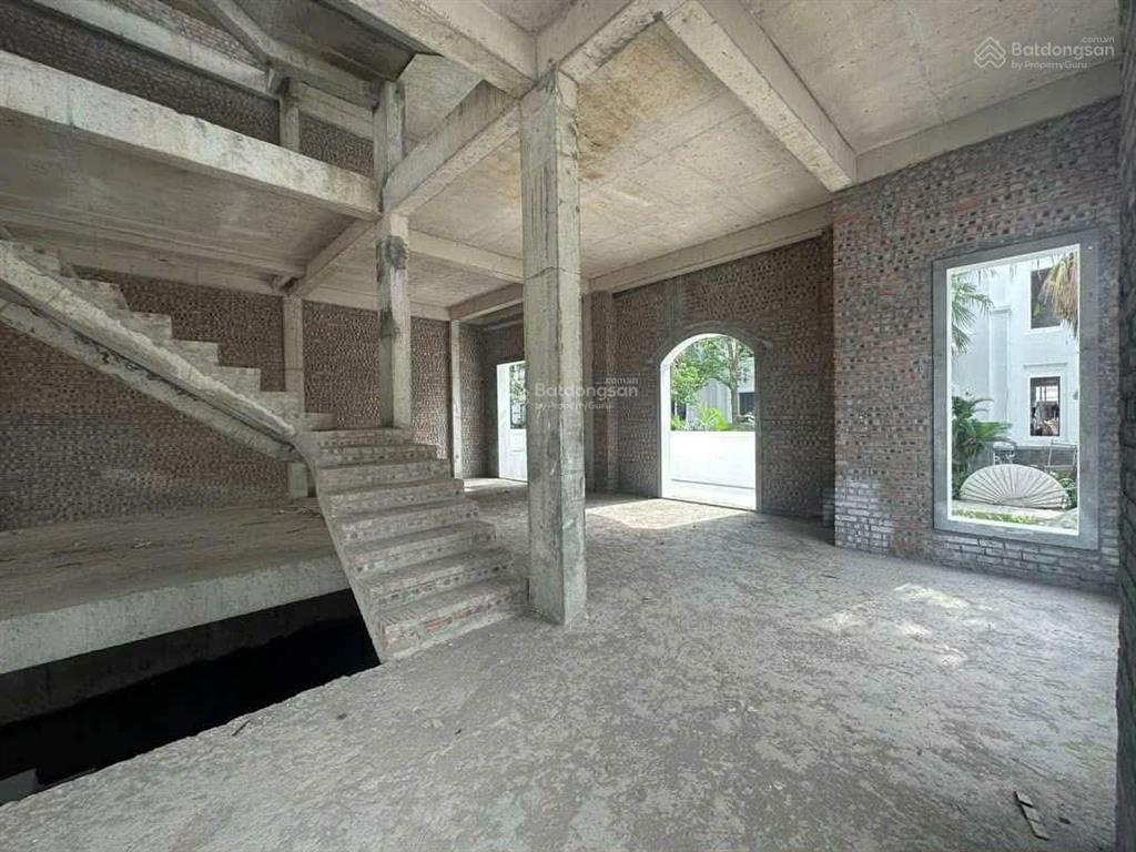 Gia đình cần cho thuê căn biệt thự 266,8 m², giá 30tr/ tháng, tại kđt louis city hoàng mai