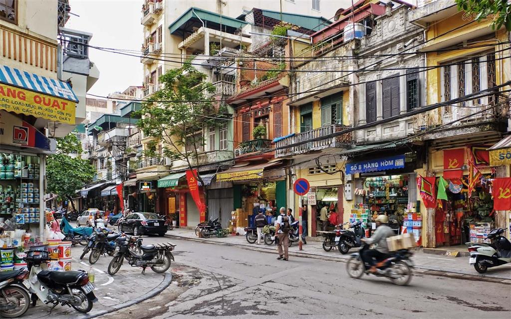 Cho thuê siêu vip mp lý quốc sư,dt 80mx5t,mt 7m, mọi mô hình, ưu tiên thương hiệu.   0932 288 ***