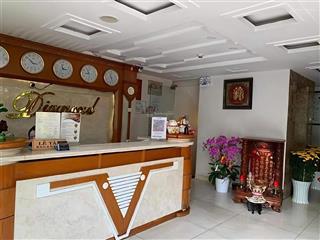 Bán khách sạn 2mt 8 tầng đang có hđ thuê 200tr/th 9x13m gần nguyễn thị thập giá 44,8 tỷ tl