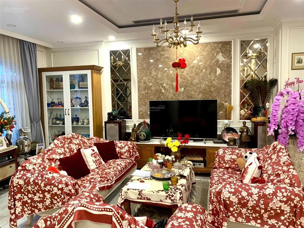 Biệt thự song lập cityland 4 tầng ngang 10x22m hầm thang máy nội thất cao cấp giảm giá còn 52 tỷ tl
