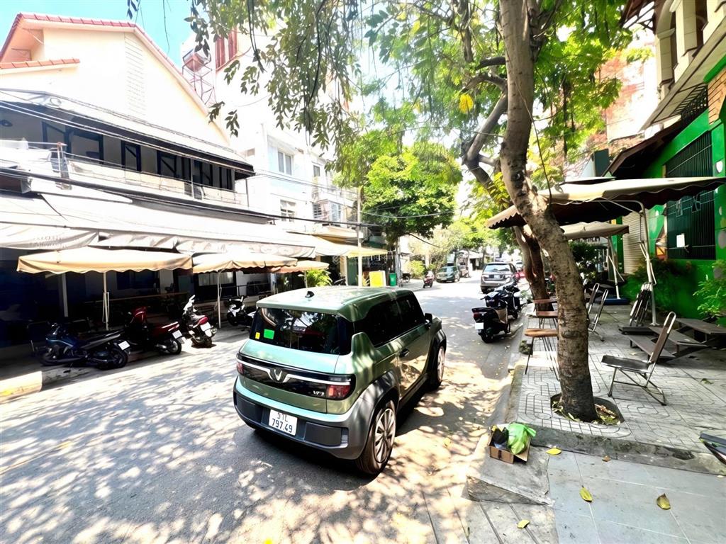 Bán nhà 5 tầng căn góc 2 mt 10x26m chợ tân quy gần phan huy thực quận 7 đang cho thuê 70tr/tháng