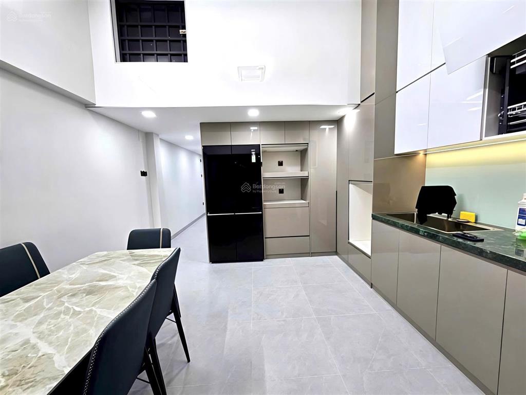 Bán nhà 4 tầng mặt tiền đường 31 ngang 4x18m giá 18,5 tỷ tl quận 7 ra nguyễn thị thập