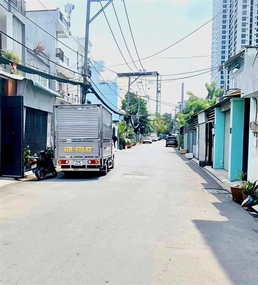 Bán đất tặng nhà cấp 4 đường 10m cách huỳnh tấn phát 70m ngang 4x23 gần nguyễn thị thập chỉ 9,8tỷ