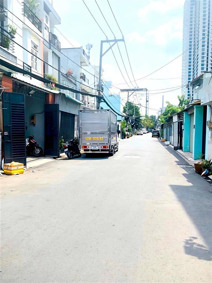 Bán đất tặng nhà cấp 4 đường 10m cách huỳnh tấn phát 70m ngang 4x23 gần nguyễn thị thập chỉ 9,8tỷ