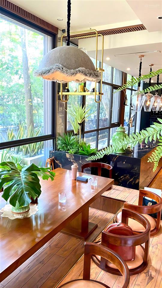 Biệt thự phú gia phú mỹ hưng quận 7  4 tầng ngang 18x19m giá chỉ 140 tỷ tl phú ny. hưng
