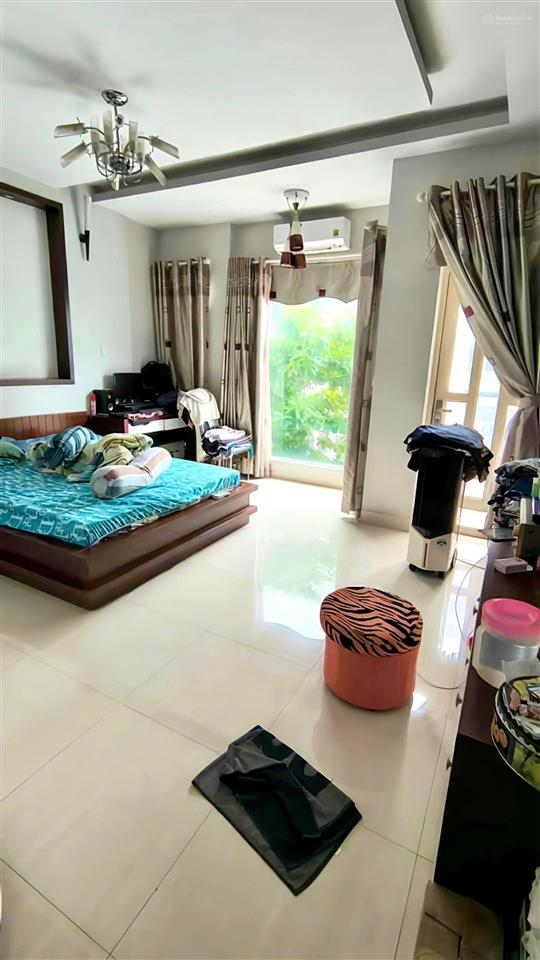 Bán nhà mặt tiền kdc thuận nam ngang 5m x 20m 4 tầng giá giảm còn 15,5 tỷ quận 7