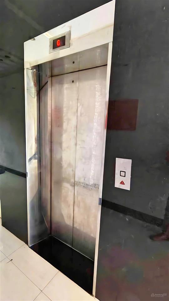 Bán nhà mặt tiền kdc thuận nam ngang 5m x 20m 4 tầng giá giảm còn 15,5 tỷ quận 7