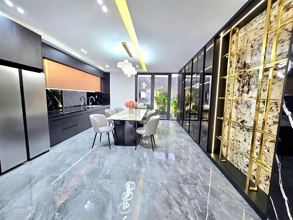 Bán nhà mt đường hàng xóm phú mỹ hưng mới đẹp full nội thất quận 7 4 tầng ngang 5x20m giá 16,3tỷ tl