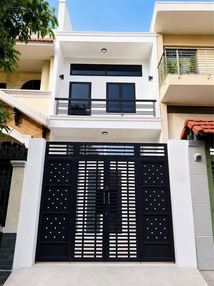 Bán nhà mới 2 tầng mặt tiền đường số ra lâm văn bền, ngang 4x20m, chỉ 14,2 tỷ tl quận 7