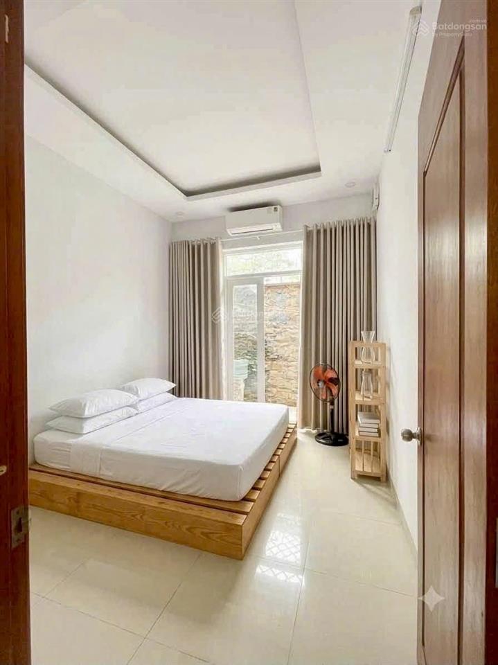 Bán nhà mặt tiền ngang 5x18m kdc đường số phú mỹ quận 7 giá giảm còn 10,1 tỷ tl kề phú mỹ hưng