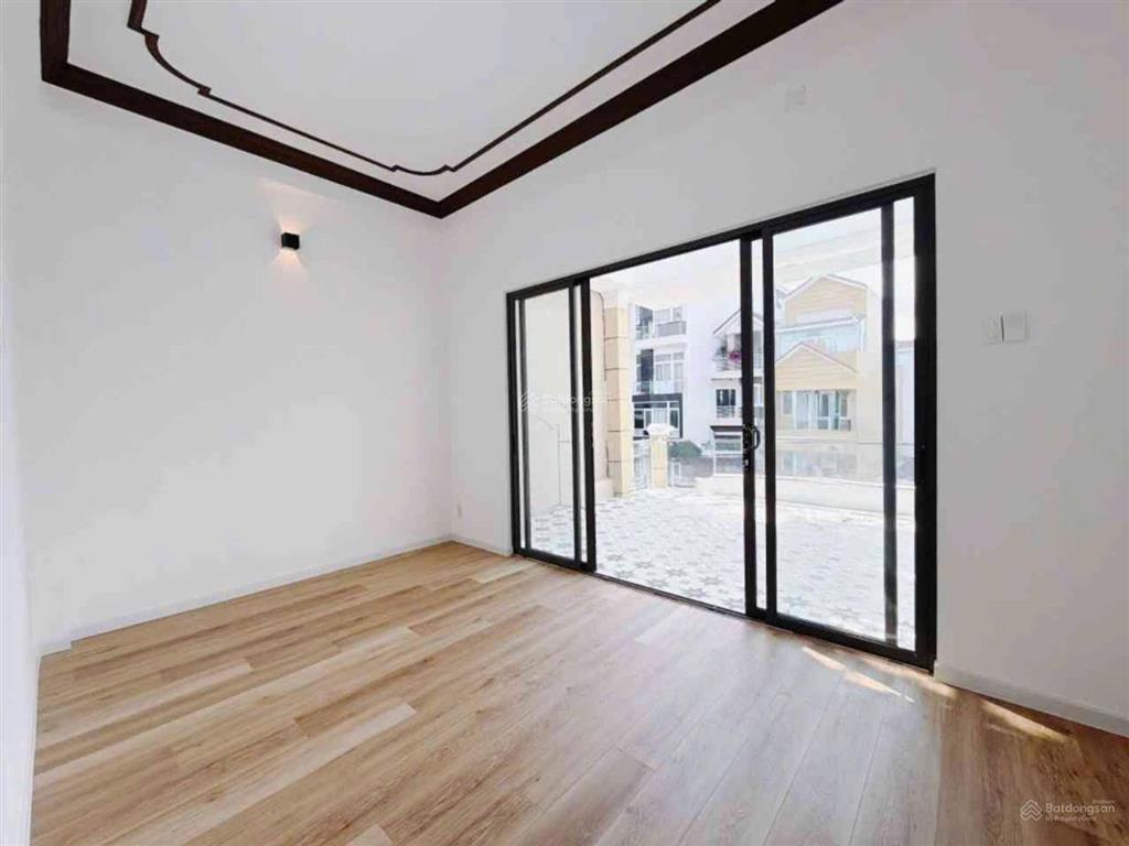 Bán nhà mới 3 tầng mt đs lâm văn bền ngang 5x24m đang cho thuê 40tr/th giá 19 tỷ tl quận 7