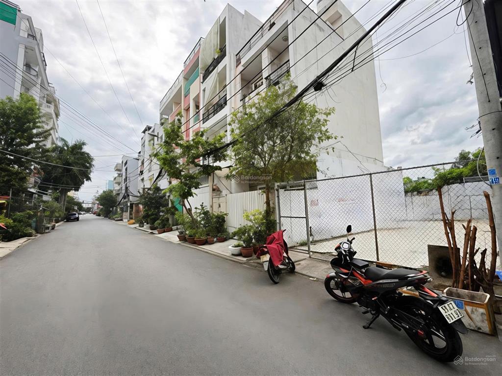 Bán đất mặt tiền đường số ra lâm văn bền ngang 5x18m giá 9,5 tỷ tl tt quận 7 tiện xây mới
