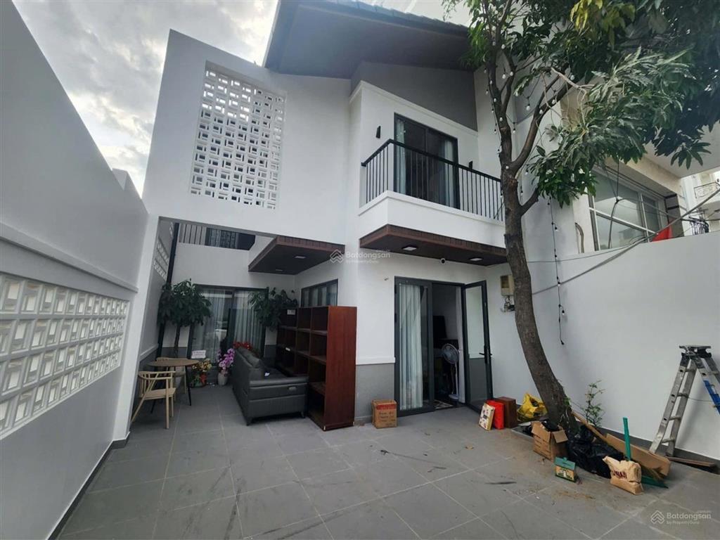 Bán biệt thự 3 tầng mặt tiền đường số tân hưng ngang 6,6x23m chỉ 17,9 tỷ tl  tt quận 7