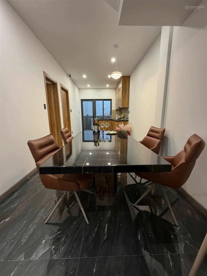 Bán biệt thự 3 tầng mặt tiền đường số tân hưng ngang 6,6x23m chỉ 17,9 tỷ tl  tt quận 7