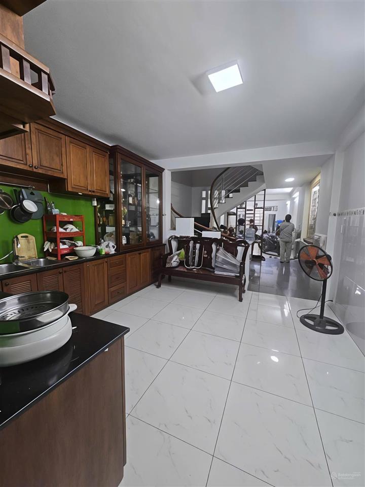 Bán nhà 5 tầng ngang 4x22,3m hxh ra mt nguyễn thị thập chỉ 1 căn trung tâm quận 7 11,5 tỷ tl