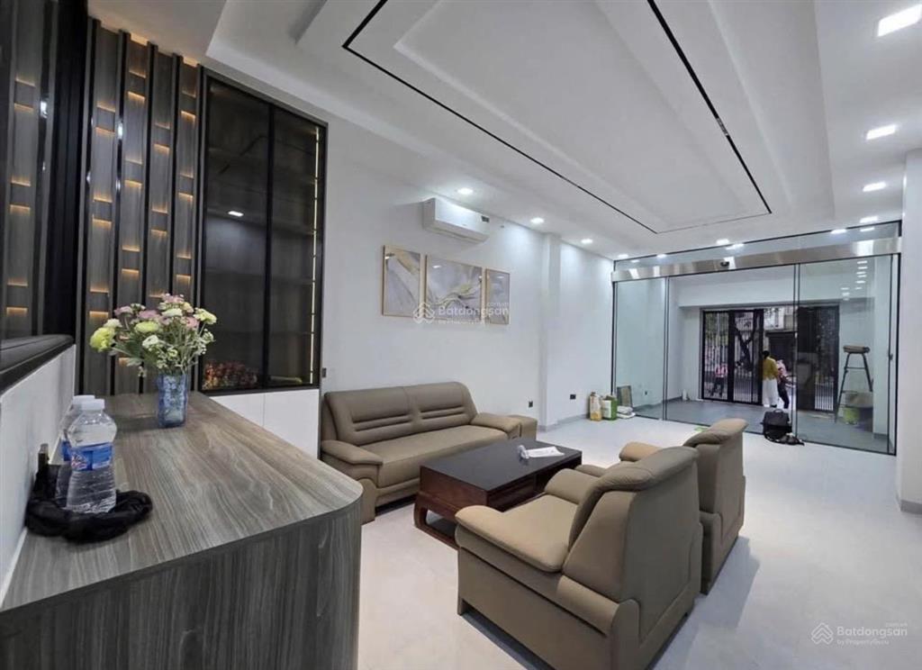 Bán nhà 4 tầng mặt tiền đường 31 ngang 4x18m giá 17,9 tỷ tl quận 7 ra nguyễn thị thập