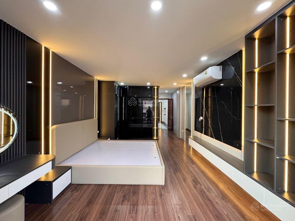 Kđt đền lừ 55m  7 tầng thang máy  vỉa hè  ô tô tránh  19.6 tỷ