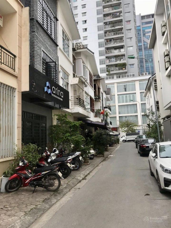 Cho thuê văn phòng tầng 3 (65m2)  thuộc khu biệt thự c37  gần ngã tư hầm vượt lê văn lương