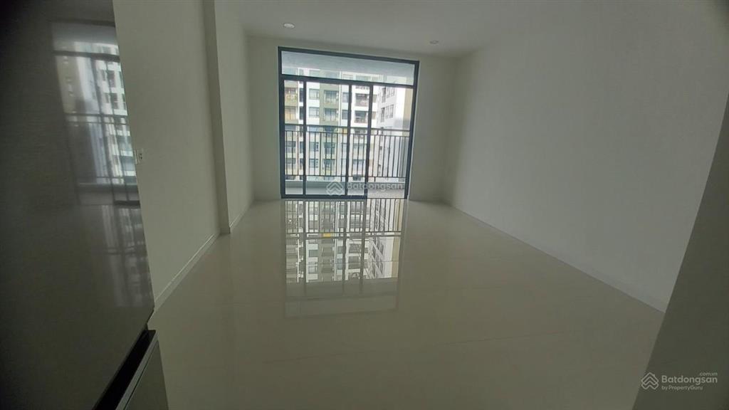 Bán officetel central premium quận 8 diện tích 35 m2 chỉ 2,6 tỷ